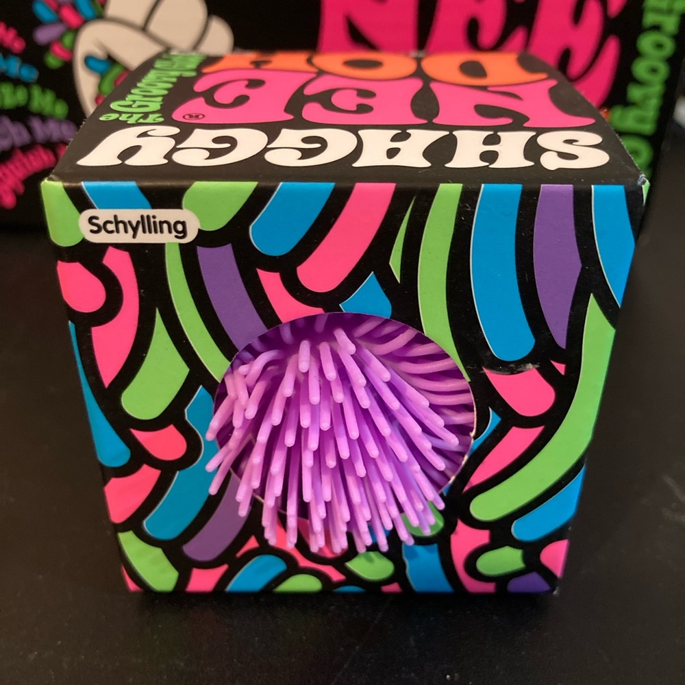 HOT NeeDoh SHAGGY Groovy Glob! NEE DOH Squishy VIRAL Fuzzy Ball Purple